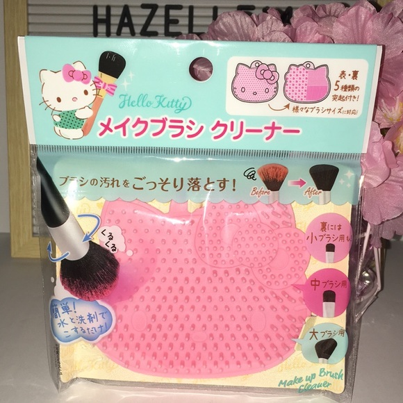 Hello Kitty Makeup Brush Cleaner - Picture 3 of 6